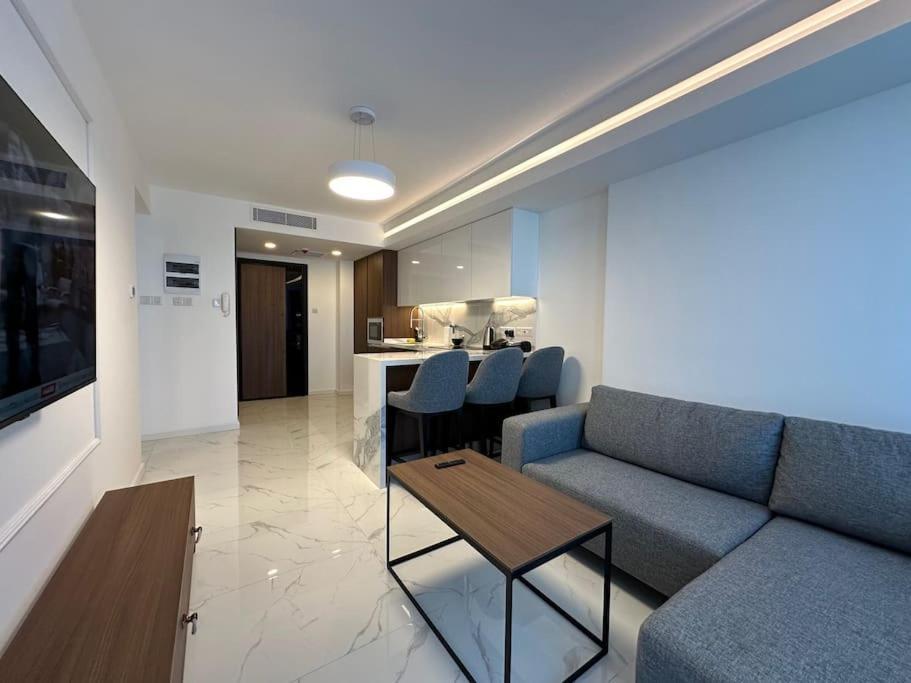Grand Sapphire B-174 Luxury By Myguest Cyprus Apartment *